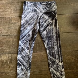 Lululemon Cropped Leggings